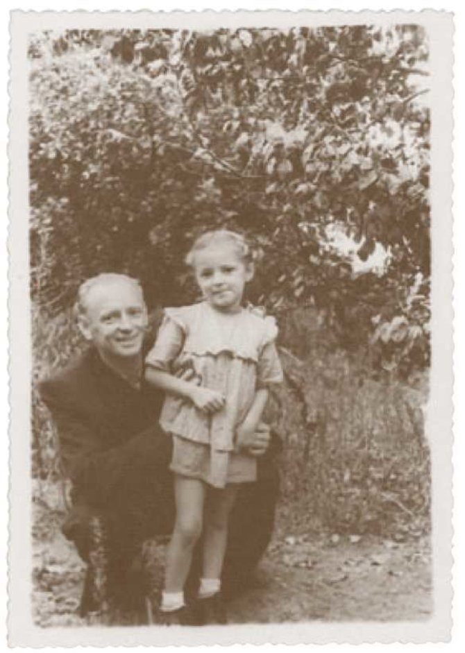 Partizanai.org nuotr./A.Ramanauskas-Vanagas su dukra Aukse 1953 m.