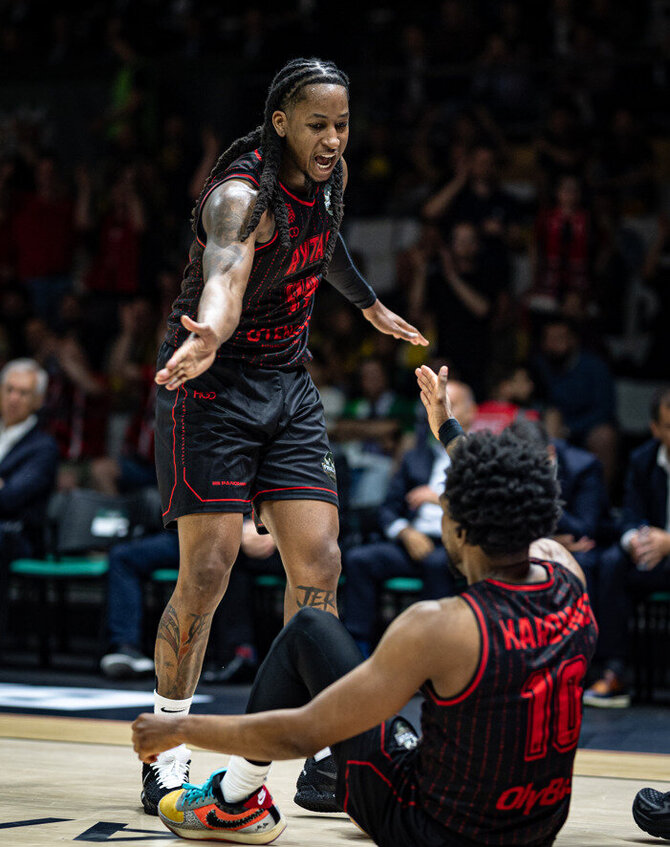 Nuotr. aut. FIBA/Kennethas Smithas ir Jerrickas Hardingas