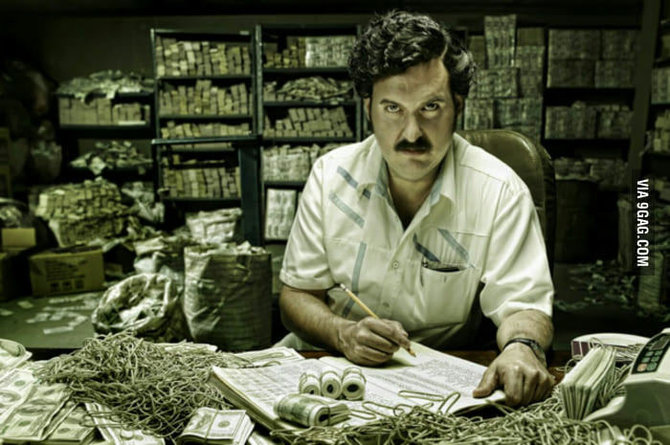 Kadras iš serialo „Finding Escobar's Millions“