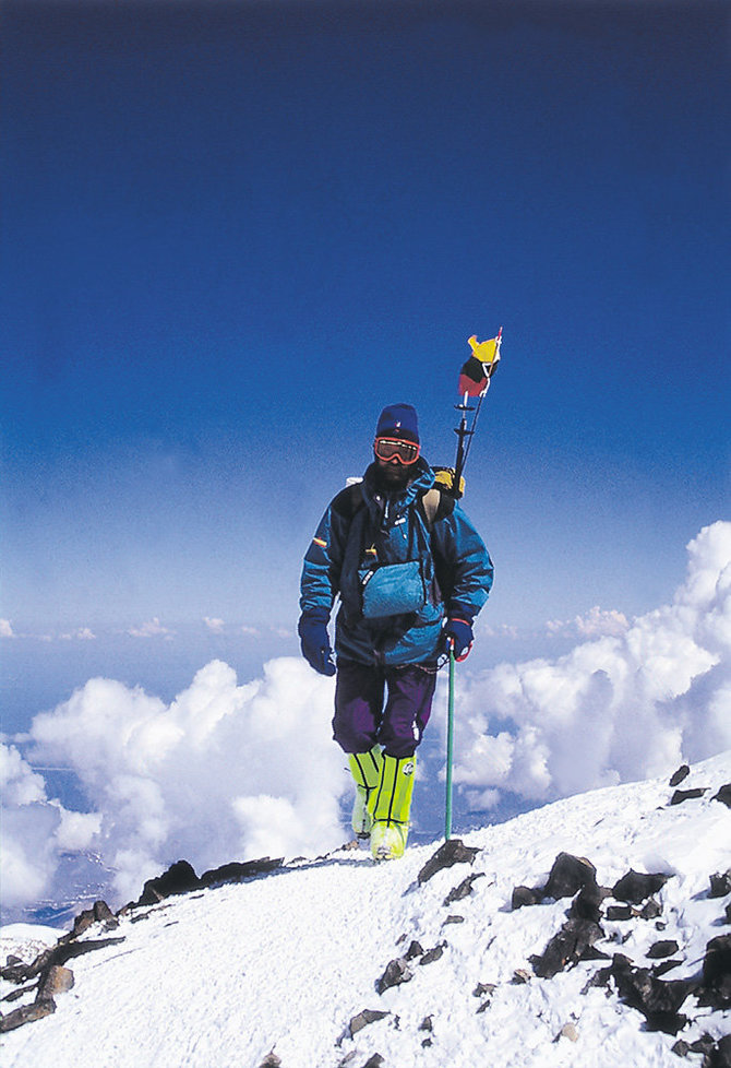 Vlado Vitkausko asmeninio archyvo nuotr./Pakeliui į aukščiausią Šiaurės Amerikos viršukalnę Denalį (buv. Makinlis, 6194 m) Aliaskoje
