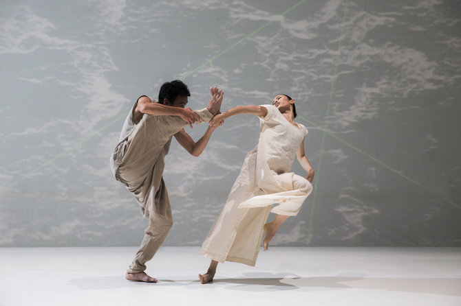  Liu Chen-hsiang nuotr./„Cloud Gate“ šokio teatro spektaklis „Baltas vanduo“