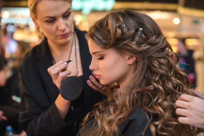  Dariaus Kučio nuotr./„L`Oréal Professionnel Baltic Bridal Fashion Show“ nuotakos stiliaus performansas