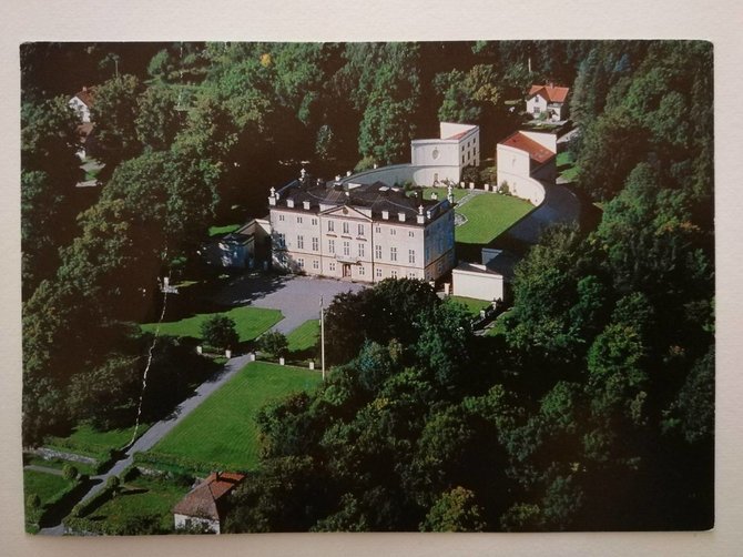 Asmeninio archyvo nuotr./Jūratės Muchlickytės turima atvirutė, joje – Tistado pilis Švedijoje