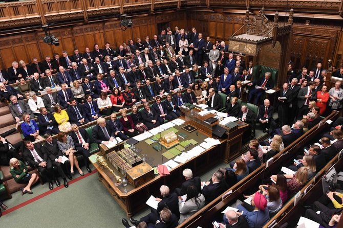 AFP/„Scanpix“ nuotr./Jungtinės Karalystės parlamentas sprendžia dėl „Brexit“ susitarimo