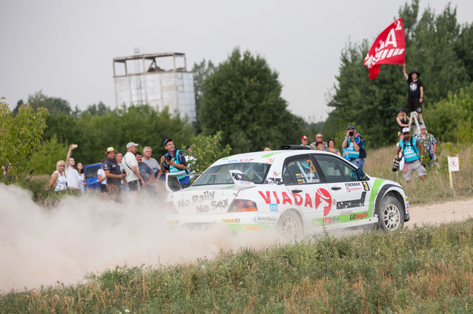 Žygimanto Gedvilos / 15min nuotr./„Samsonas Rally Rokiškis“ pirmasis greičio ruožas