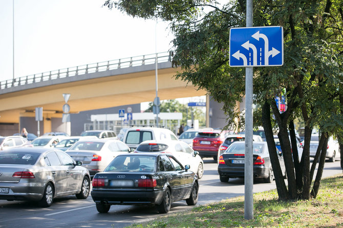 Žygimanto Gedvilos / 15min nuotr./Posūkis iš Geležinio vilko g. į Ukmergės g. Vilniuje