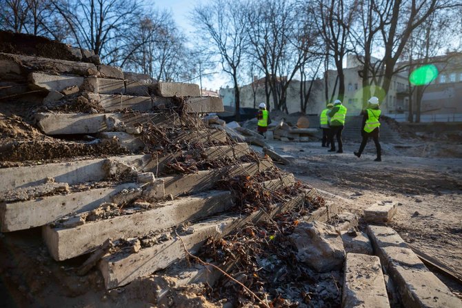 Žygimanto Gedvilos / 15min nuotr./Rekonstruojamas Reformatų skveras