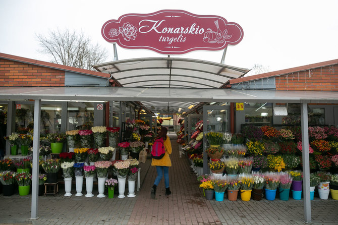 Žygimanto Gedvilos / 15min nuotr./Konarskio gėlių turgus Vilniuje