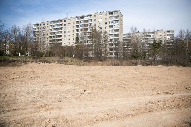 Žygimanto Gedvilos / 15min nuotr./Sutvarkyta nugriauto pastato teritorija Žirmūnuose