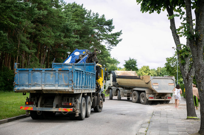 Žygimanto Gedvilos / 15min nuotr./Statybos Neringos gatvėje