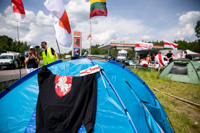 Žygimanto Gedvilos / 15min nuotr./Baltarusijos pasienyje Medininkuose – protestas