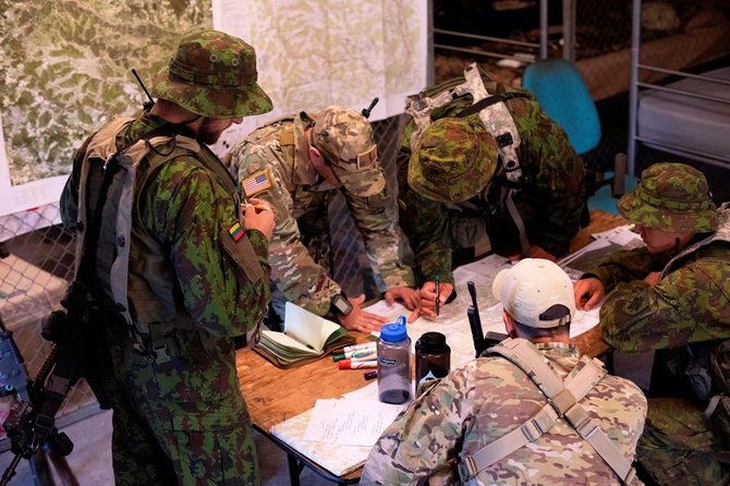 Beno Haulenbeeko nuotr./Lietuvos kariai dalyvauja pratybose Vokietijoje, brigadai „Geležinis Vilkas“ – NATO testas