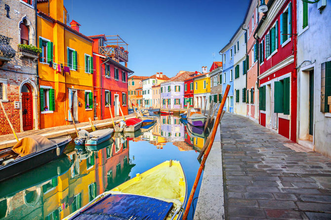 introducingvenice.com nuotr./Burano kanalas