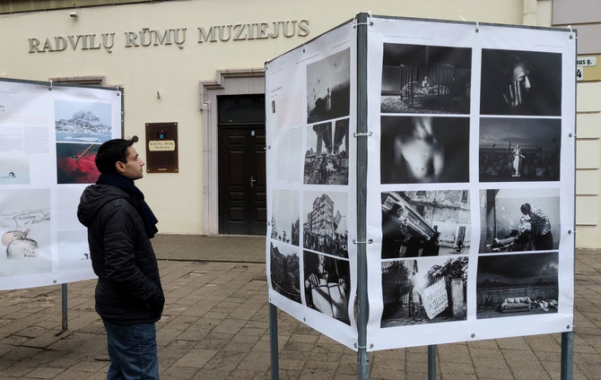 Domo Rimeikos nuotr./Vilniuje tryliktą kartą surengtas vienintelis Lietuvoje tarptautinis fotožurnalistikos festivalis „Vilniaus fotografijos ratas“