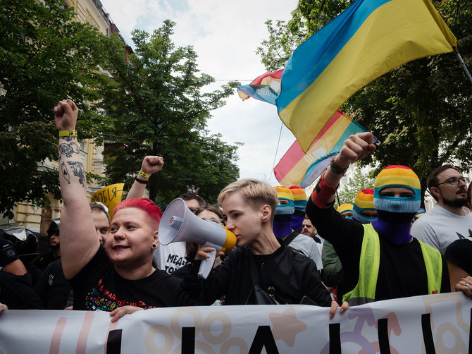 „Scanpix“/„SIPA“ nuotr./„Pride“ eitynės Kijeve
