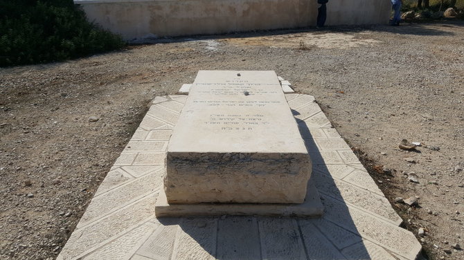 Eglės Krištopaitytės nuotr./Barucho Goldsteino kapas garbingoje Hebrono vietoje