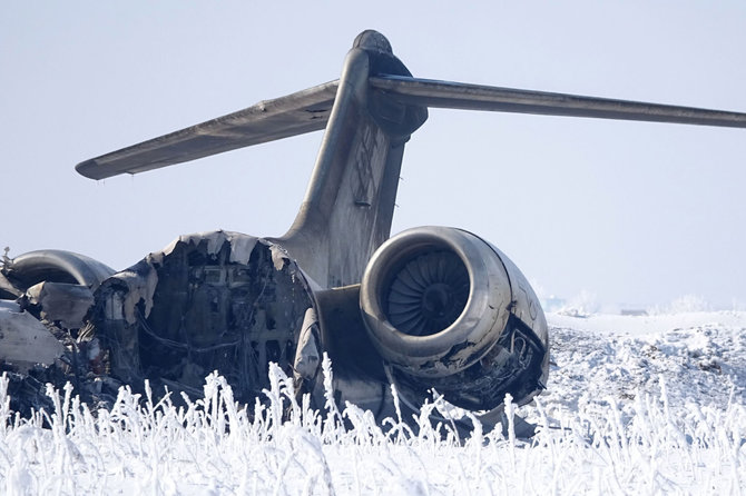 AFP/„Scanpix“ nuotr./Afganistane sudužęs JAV lėktuvas „Bombardier E-11A“