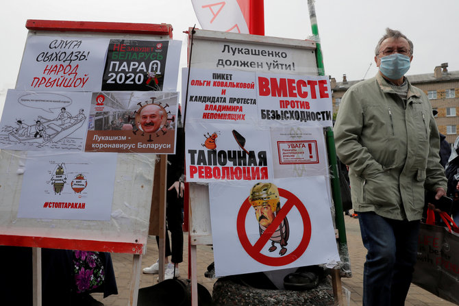 „Reuters“/„Scanpix“ nuotr./Protestas prieš Aliaksandrą Lukašenką