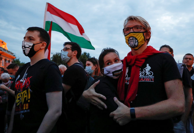 Mitingas už laisvą žiniasklaidą Vengrijoje