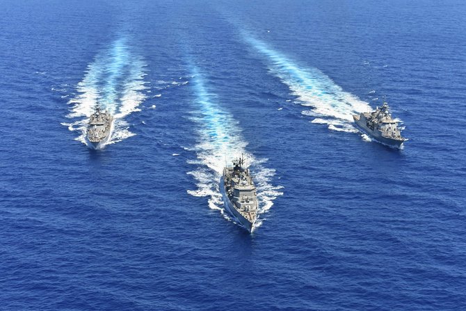 AFP/„Scanpix“ nuotr./Graikijos karinio jūrų laivyno laivai