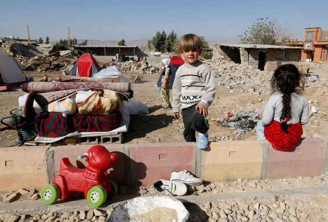AFP/„Scanpix“ nuotr./Iranas po žemės drebėjimo