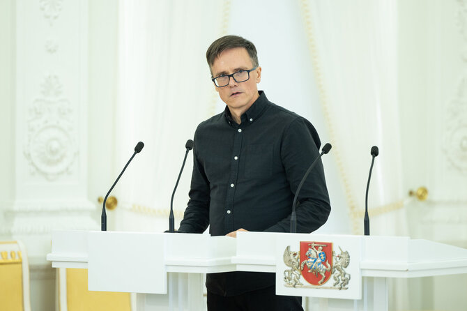 Roberto Riabovo / BNS nuotr./Prezidentas įteikė Nacionalines kultūros ir meno bei Jono Basanavičiaus premijas