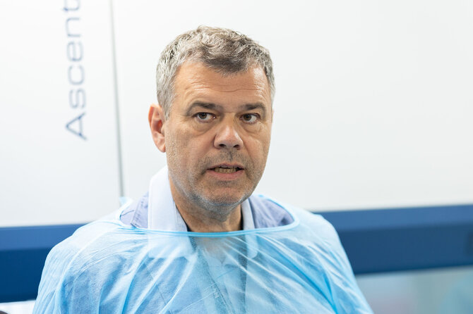 Roberto Riabovo / BNS nuotr./Gydytojas toksikologas Robertas Badaras