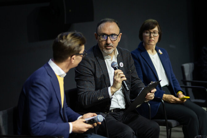 Roberto Riabovo / BNS nuotr./Kultūros asamblėjos iniciatyvinės grupės spaudos konferencija