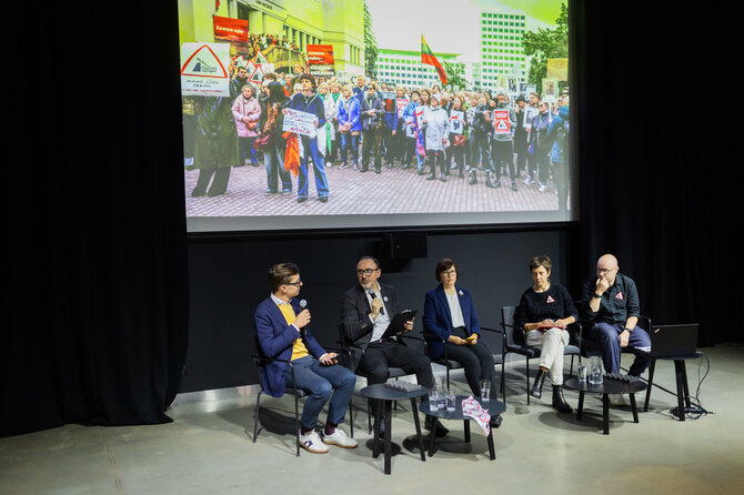 Roberto Riabovo / BNS nuotr./Kultūros asamblėjos iniciatyvinės grupės spaudos konferencija
