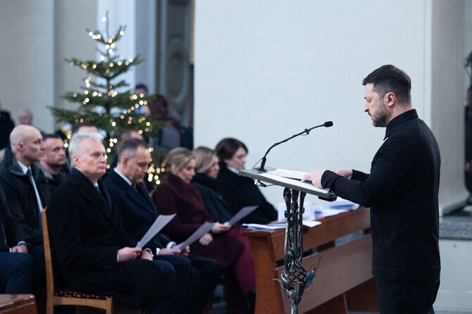 Roberto Riabovo / BNS nuotr./Volodymyras Zelenskis Vilniaus Arkikatedroje