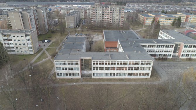 Organizatorių nuotr./Kauno Valdorfo mokyklos įsigytas pastatas iš oro