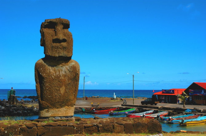 Kelionių organizatoriaus „GRŪDA“ nuotr./ Moai skulptūra, Velykų sala
