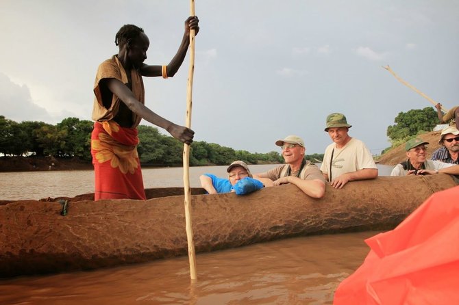 Kelionių organizatoriaus „GRŪDA“ nuotr./Plaukimas luotais per Omo upę, Etiopija