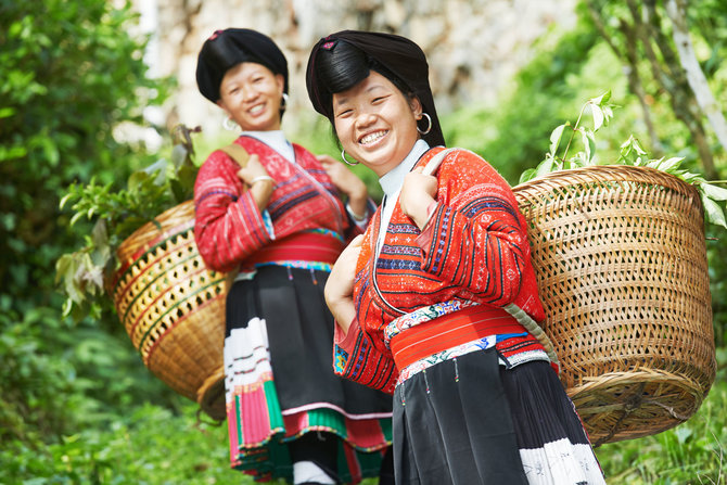 Shutterstock nuotr./Tautinių mažumų regiono moterys, Kinija 