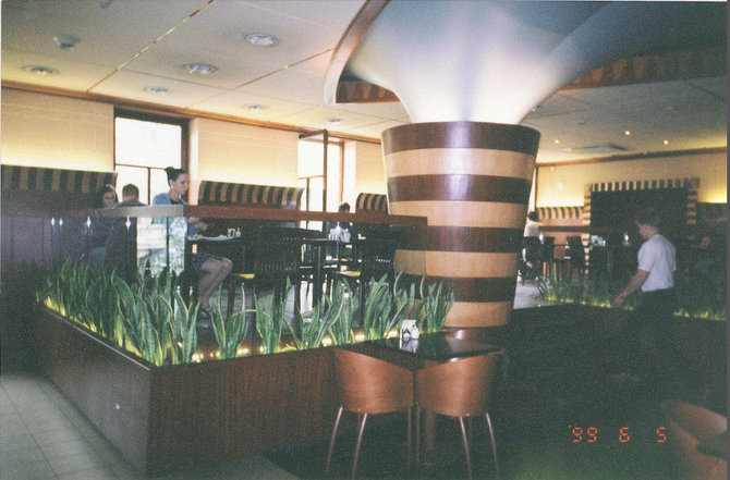 A.Jablonsko nuotr./Restoranas Kuba Vilniuje 1999