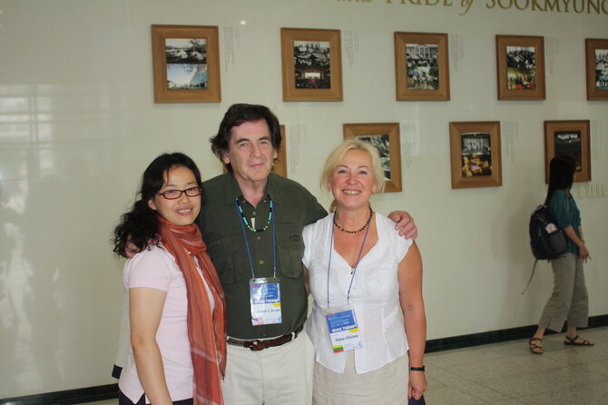 Asmeninio arch. nuotr./Prof. dr. Aldona Vilkelienė su psichodramos ir muzikos terapijos prof. Josaphu Moreno (centre).