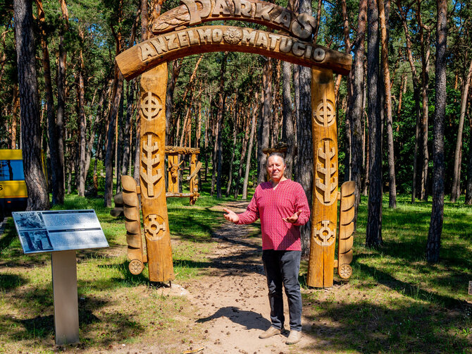 Asmeninio arch. nuotr./Kęstučio Benediko skulptūros