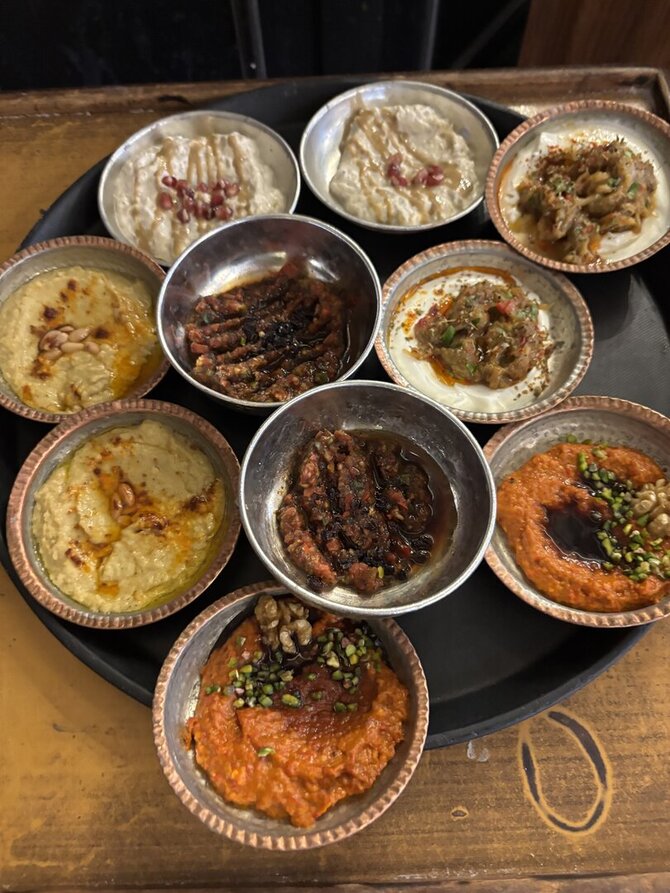 „Kelionių besotės“ nuotr./„Deraliye Ottoman Cuisine“ restoranas Stambule