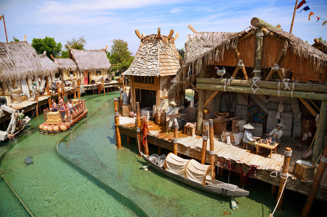 123RF.com nuotr./Port Aventura pramogų parkas, Ispanija