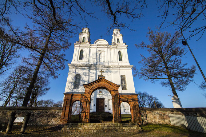 S.Kazlausko nuotr./Kurtuvėnų bažnyčia