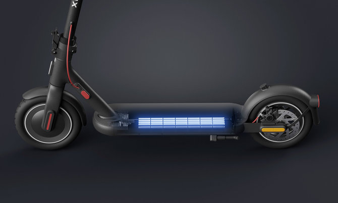 „Xiaomi“ nuotr./„Xiaomi Electric Scooter 4“ – smagus ir patogus miesto darbininkas