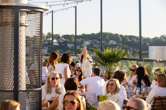 I.Gaižausko nuotr./Vakar duris atvėrė išskirtinė Kauno erdvė – „Panorama Sky Bar“