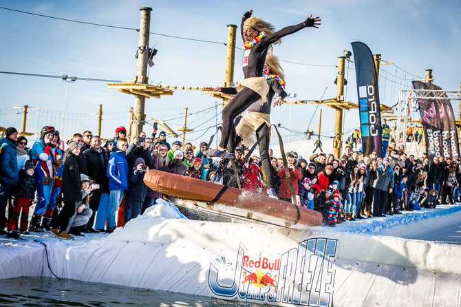 Organizatorių nuotr./Didžiausia žiemos beprotybė „Red Bull Jump & Freeze“ vasarį sugrįžta antram kartui