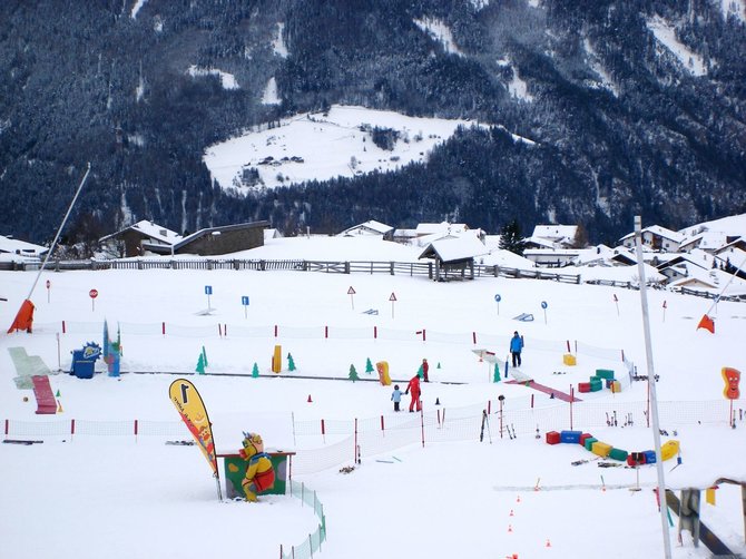 Kelionių organizatoriaus „GRŪDA“ nuotr. /Vaikų slidinėjimo mokyklėlė Austrijoje