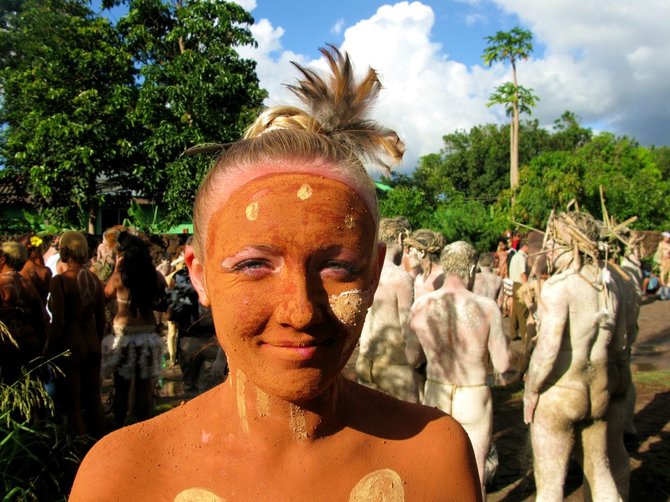Kelionių organizatoriaus „GRŪDA“ nuotr. /Straipsnio autorė A. Dabravolskienė Velykų saloje, Tapati festivalio metu