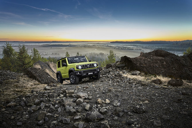 Kompanijos „Suzuki“ nuotr. /„Suzuki“ visureigis „Jimny“, pripažintas geriausiu pasaulio miesto automobiliu 