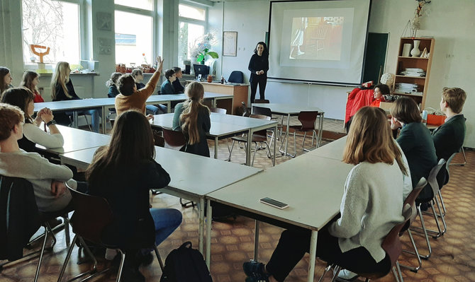 Ugnės Marijos Andrijauskaitės nuotr./Tarpdisciplininio meno kūrėja Aideen Barry