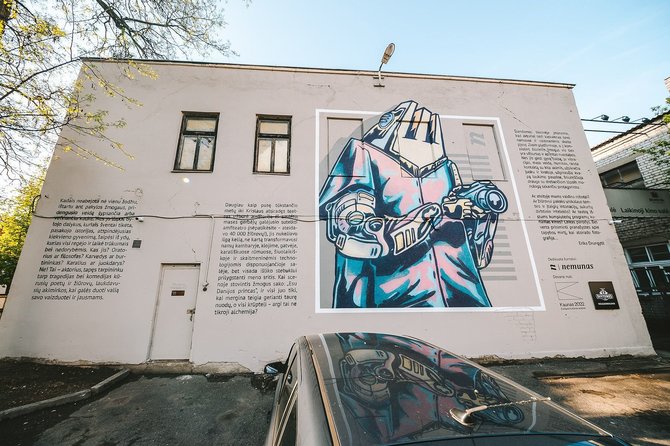 Andriaus Aleksandravičiaus nuotr. /Dovana miestui – įamžinti Kauno kultūros simboliai ant pastatų sienų