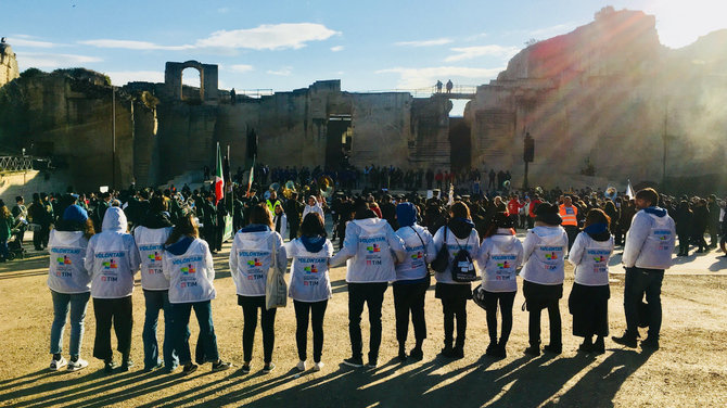 Pierpaolo Sarra, association „Volunteers Open Culture 2019“ nuotr./ Savanoriai „Matera 2019“ atidarymo ceremonijoje