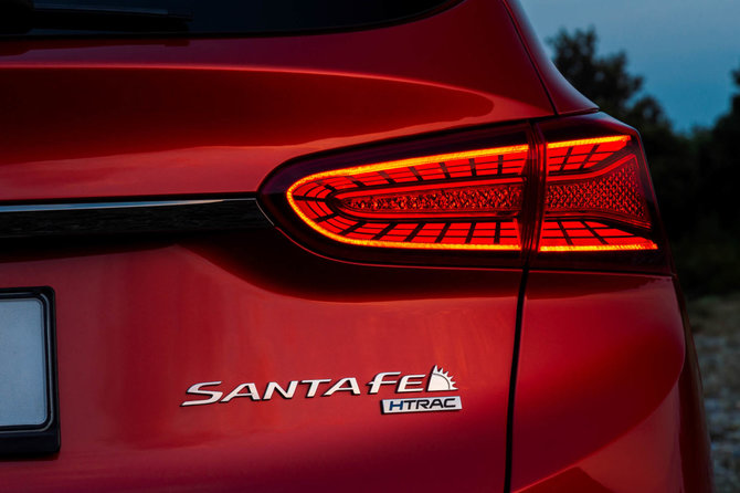 Gamintojo nuotr./„Hyundai Santa Fe“ 